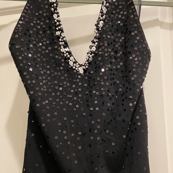 Black halter top with pearls and sequins - Picture 2 of 4